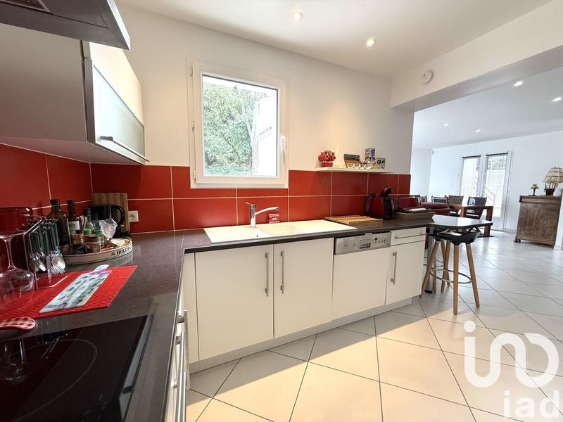 Maison - 93 m² - 4 pièces