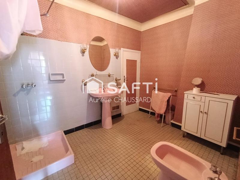 Maison - 188 m² - 9 pièces