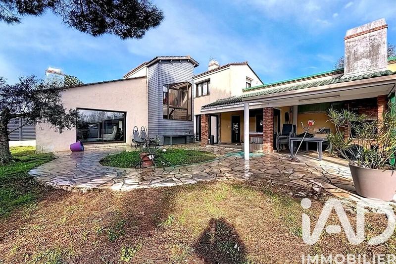 Maison de maîtres - 229 m² - 6 pièces