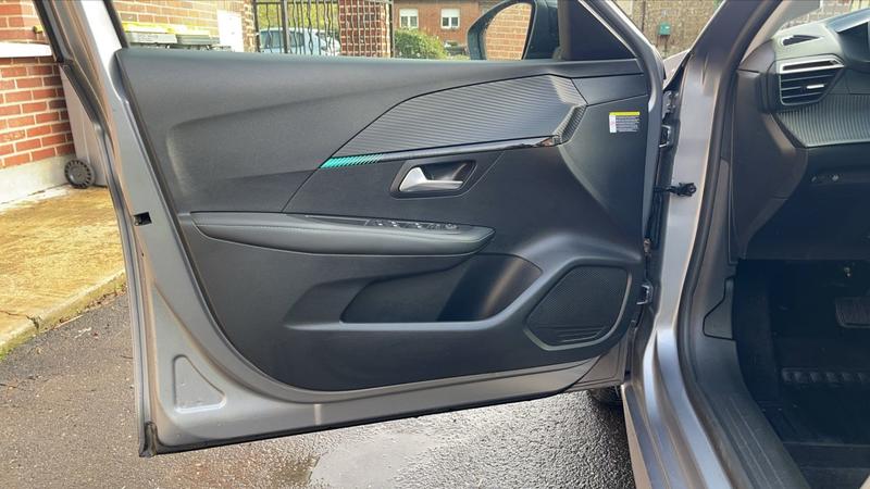Peugeot E-208 50 kWh 136 Allure Pack