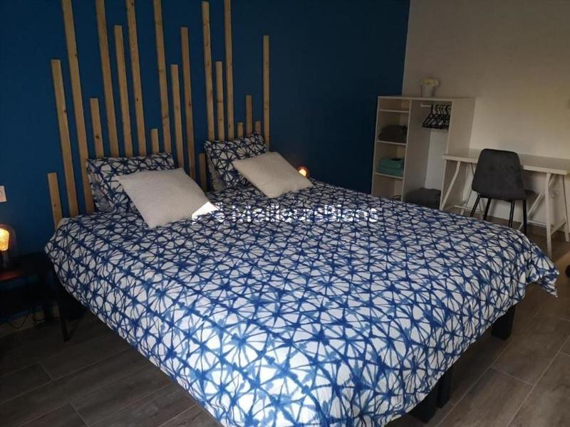 Maison - 328 m² - 8 pièces