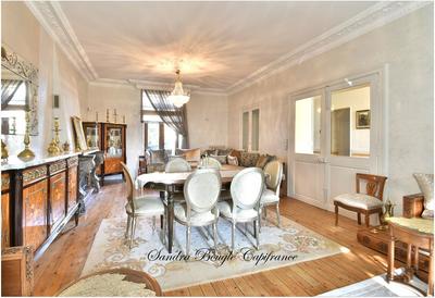 Maison de ville - 296 m² - 17 pièces