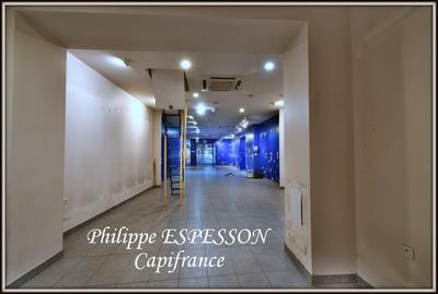 Immeuble - 350 m² - 5 pièces