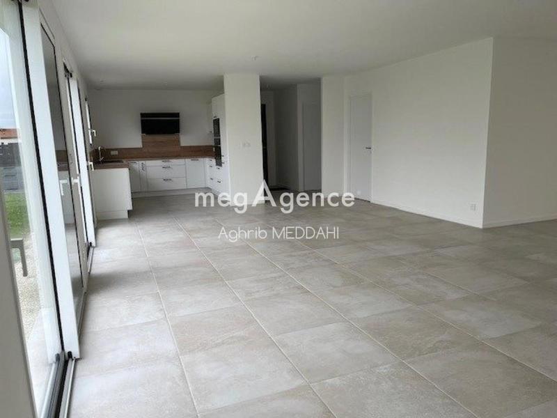 Maison - 150 m² - 5 pièces