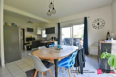 Maison - 86 m² - 5 pièces