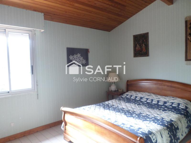 Maison - 137 m² - 6 pièces