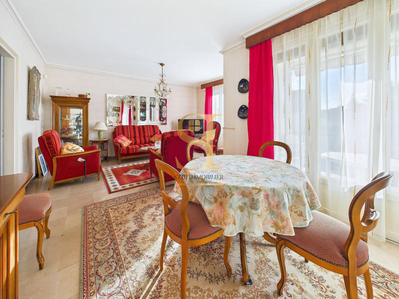 Maison - 118 m² - 5 pièces