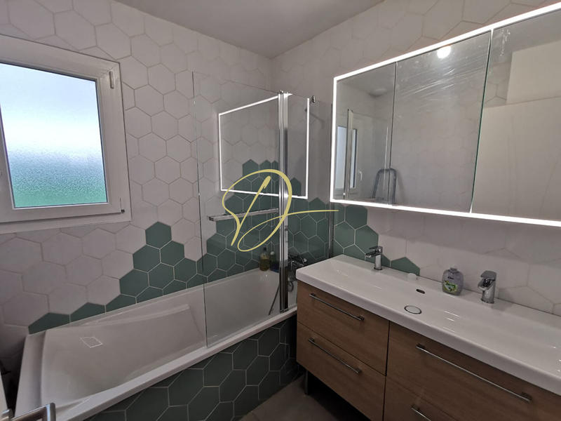 Maison - 138 m² - 7 pièces