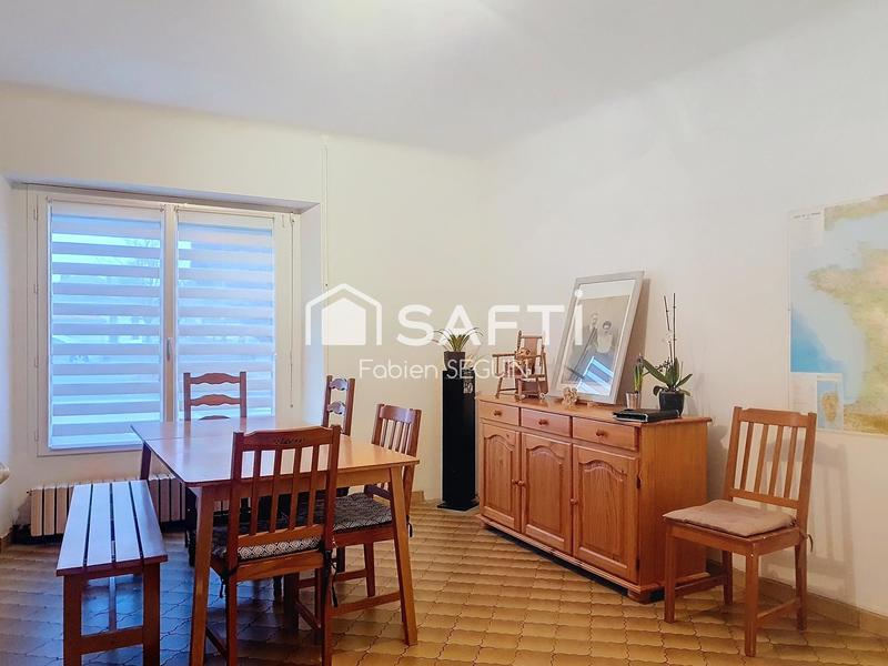 Maison - 143 m² - 7 pièces