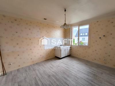 Maison - 90 m² - 5 pièces