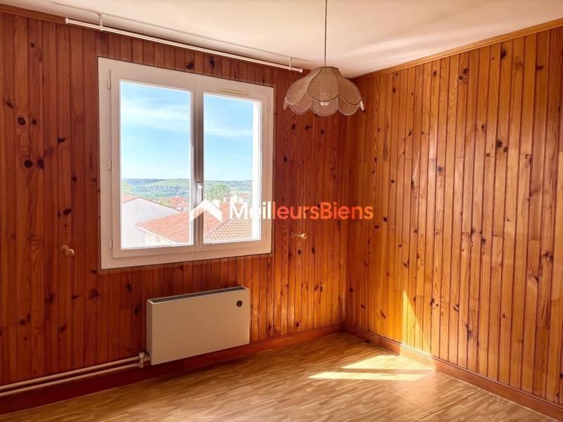 Maison - 95 m² - 5 pièces