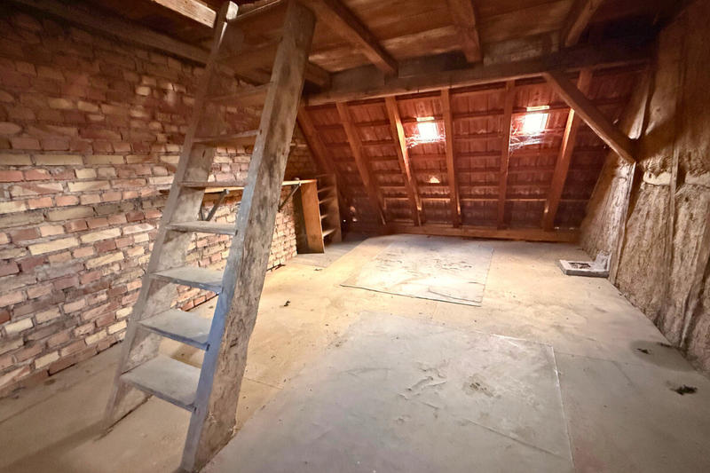 Maison - 226 m² - 6 pièces