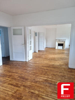 Appartement - 110 m² - 4 pièces