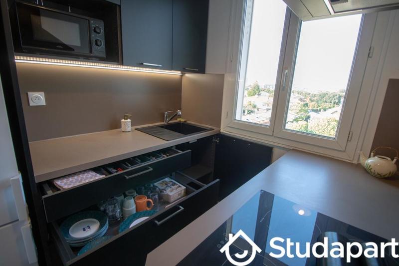 Chambre - 10 m² - 1 pièce