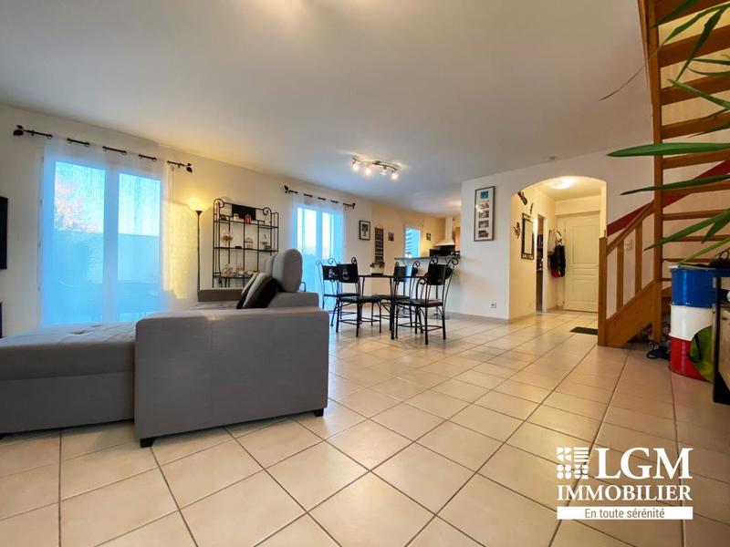 Maison - 99 m² - 4 pièces