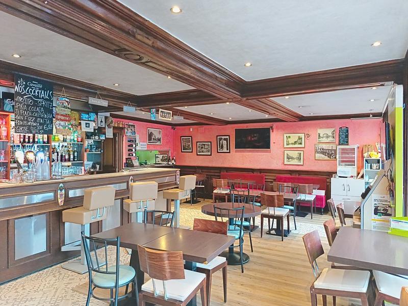 Local commercial - 180 m² - 2 pièces