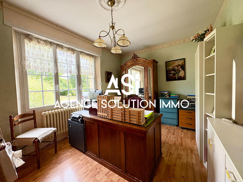 Maison - 214 m² - 8 pièces