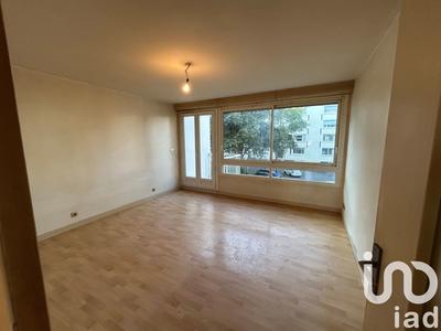 Appartement - 90 m² - 5 pièces