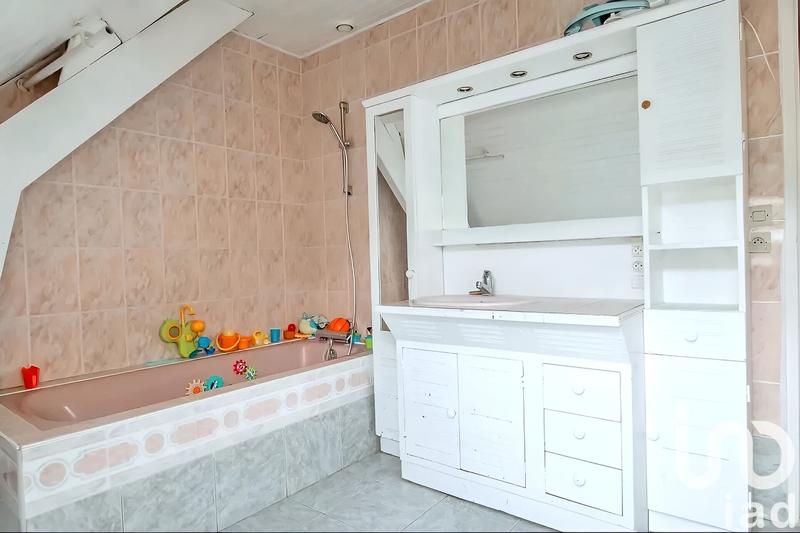 Maison - 138 m² - 7 pièces