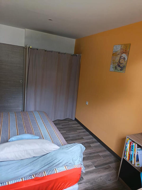 Villa - 90 m² - 5 pièces