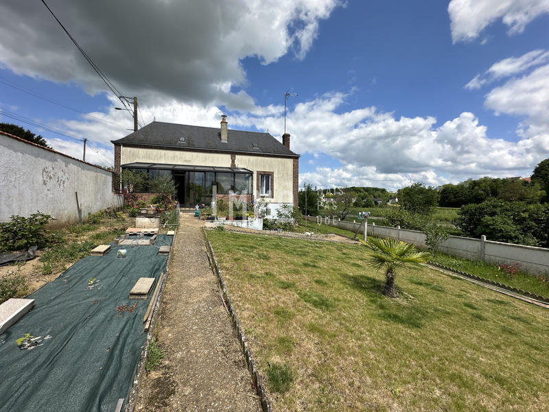 Maison - 96 m² - 3 pièces