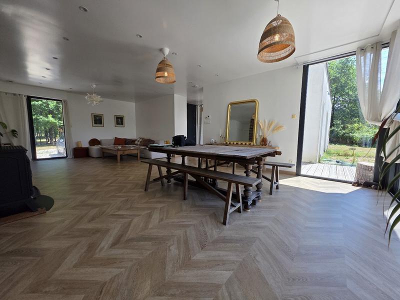 Maison - 145 m² - 5 pièces