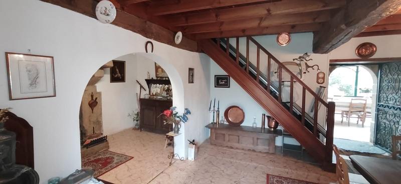 Maison ancienne - 130 m² - 5 pièces
