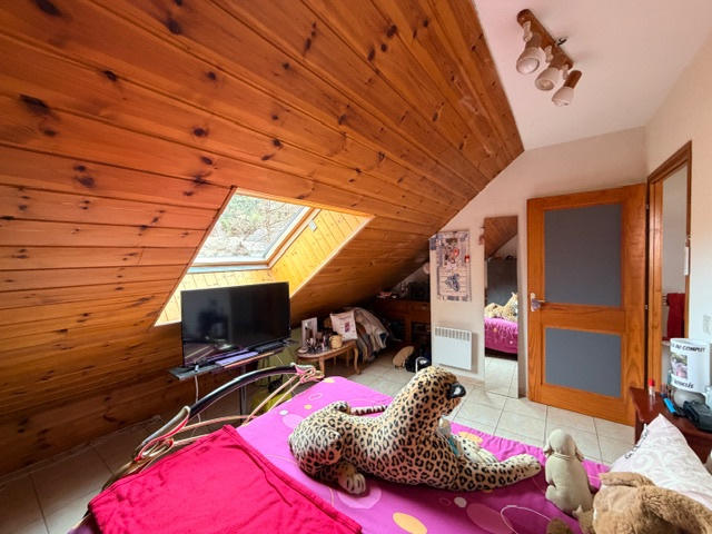 Maison - 93 m² - 4 pièces