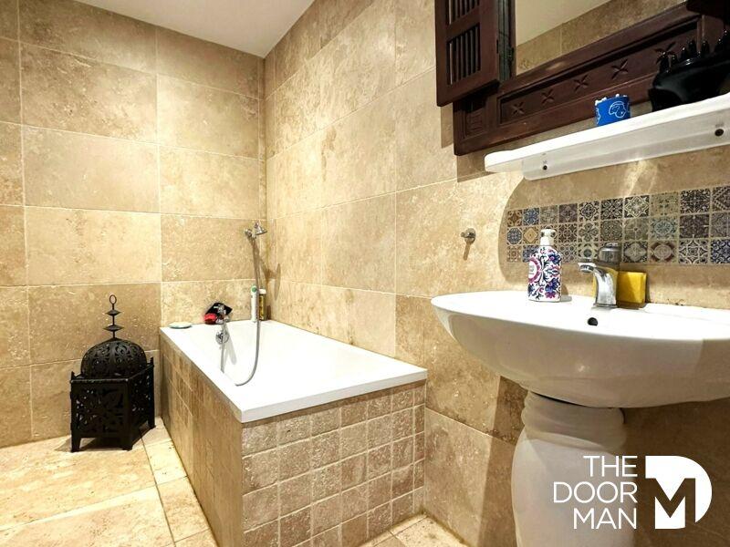 Maison - 190 m² - 6 pièces