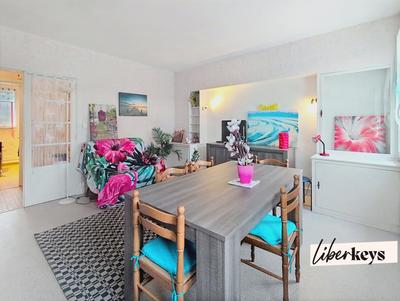 Maison - 180 m² - 6 pièces