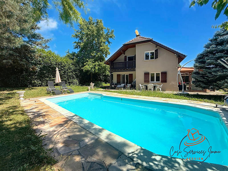 Maison - 180 m² - 6 pièces