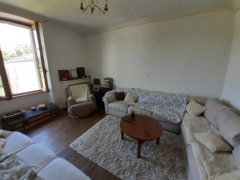 Maison - 105 m² - 5 pièces