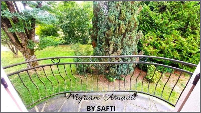 Maison - 200 m² - 7 pièces