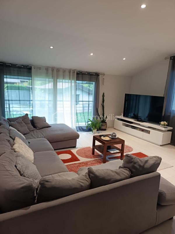 Maison - 190 m² - 8 pièces