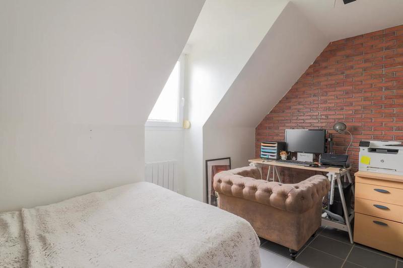 Maison - 180 m² - 6 pièces