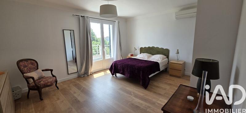 Maison - 200 m² - 6 pièces