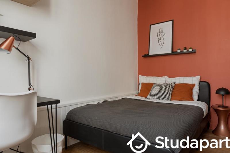 Chambre - 12 m² - 1 pièce