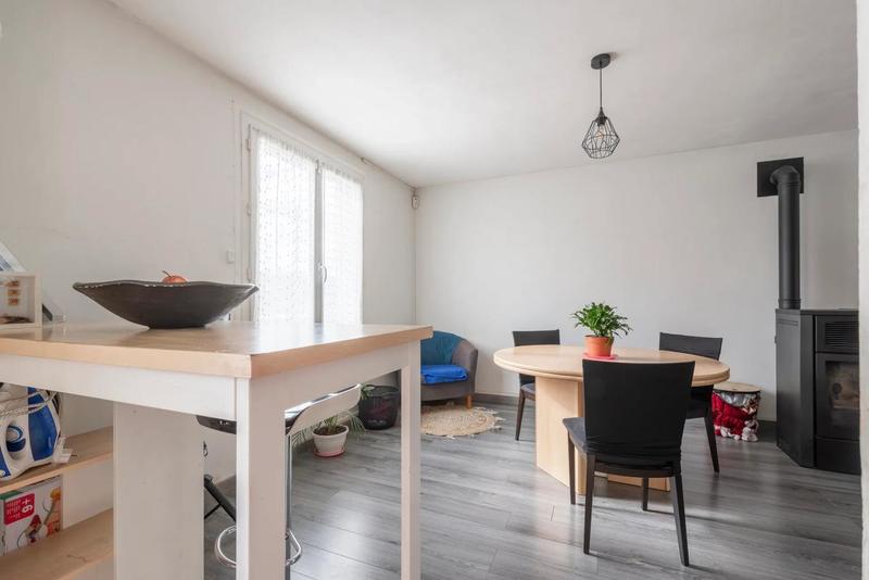 Maison - 64 m² - 3 pièces