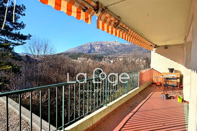 Appartement - 113 m² - 5 pièces