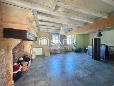 Maison - 256 m² - 6 pièces