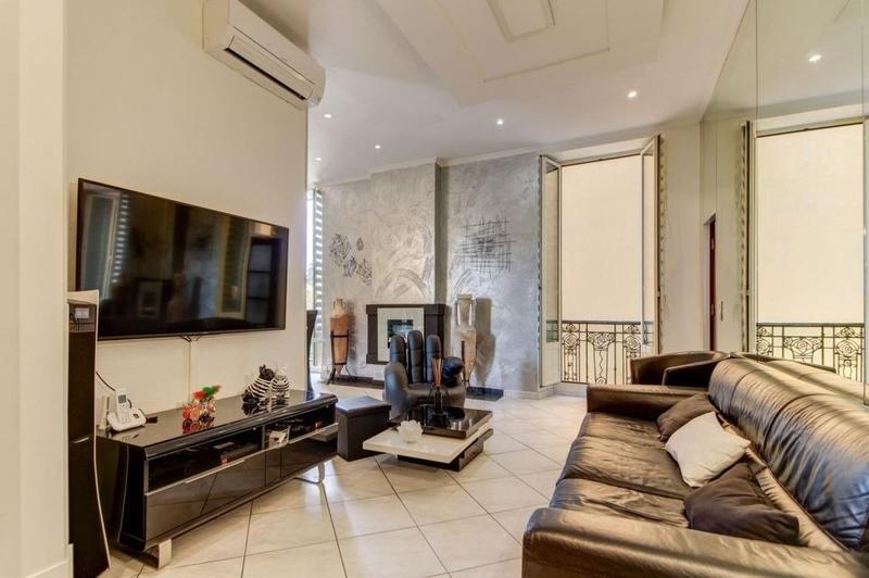 Appartement - 80 m² - 3 pièces