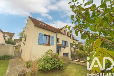 Maison - 130 m² - 7 pièces