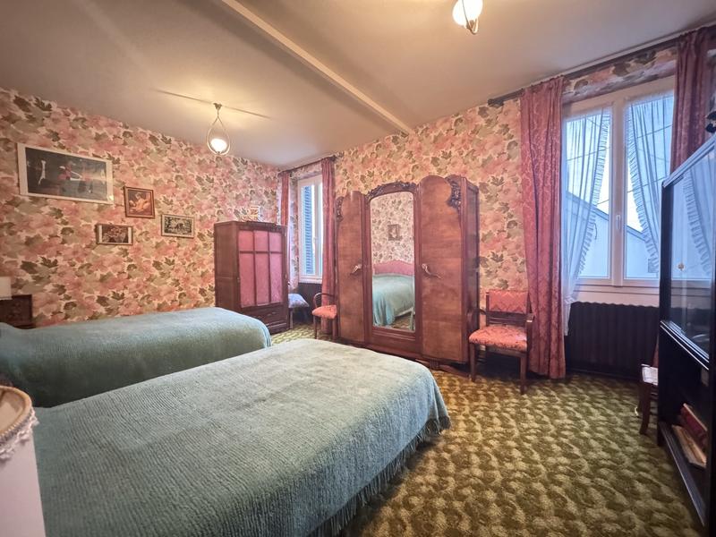 Maison ancienne - 194 m² - 5 pièces