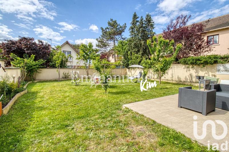 Maison - 270 m² - 8 pièces