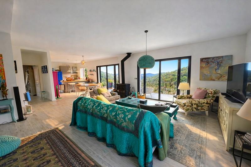 Maison - 130 m² - 6 pièces