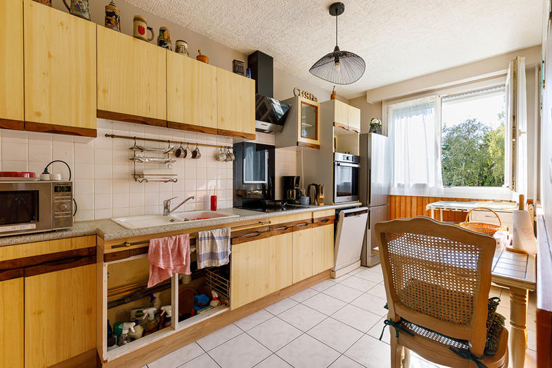 Appartement - 83 m² - 3 pièces