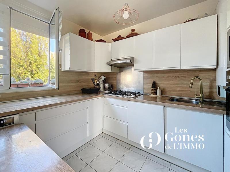 Appartement - 64 m² - 4 pièces