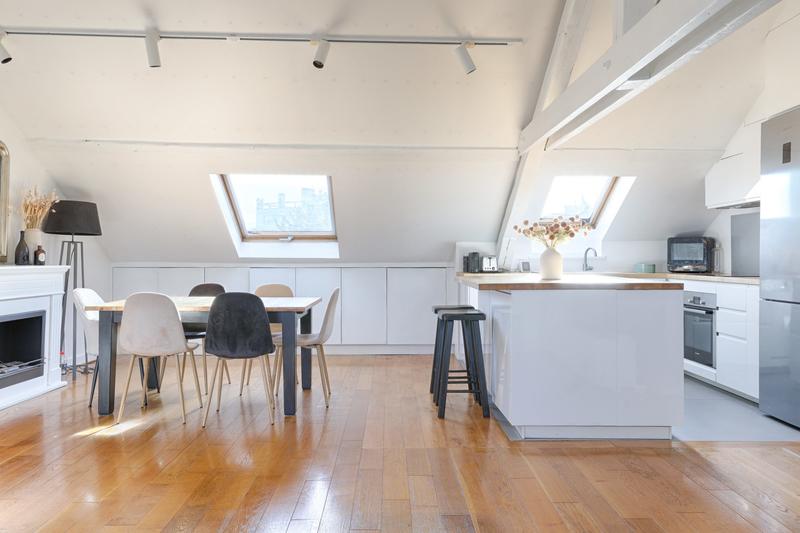 Appartement - 100 m² - 4 pièces