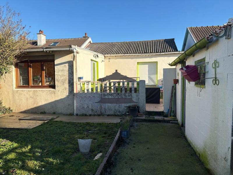 Maison - 122 m² - 5 pièces