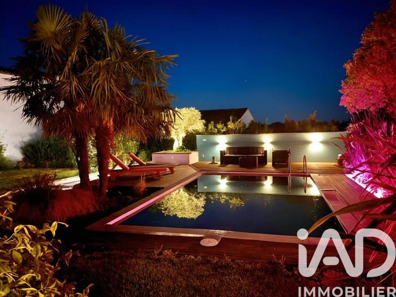 Maison - 170 m² - 7 pièces